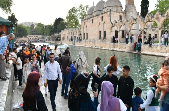 Şanlıurfa’ya ziyaretçi akını:
