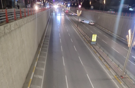 Bıçak gibi kesildi...