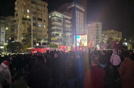 Şanlıurfa'da İmamoğlu'na destek yürüyüşü...