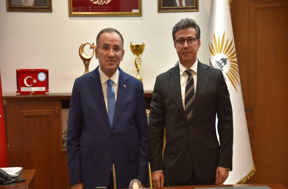 Başkan yardımcısı gibi hizmet edeceğiz