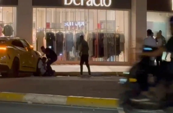 AVM önünde silahla vuruldu!