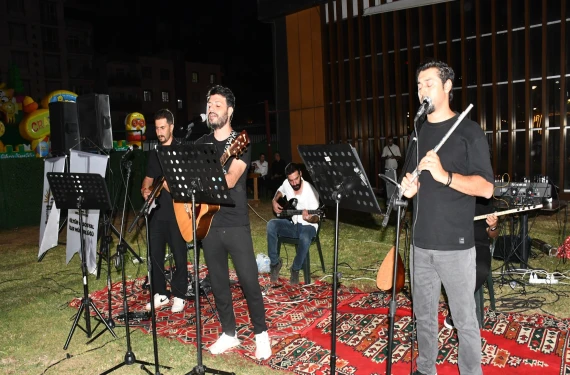 Açık havada konser keyfi...