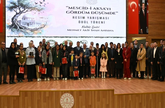 Kudüs Şairi unutulmadı: