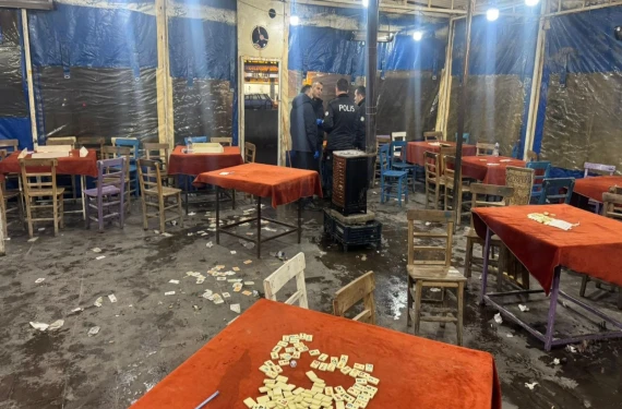 Amca yeğene saldırdılar