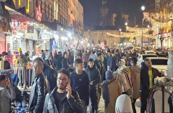 Çarşıda bayram telaşı: