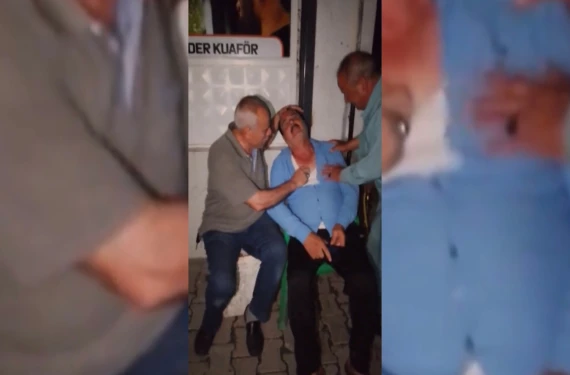 Kendilerini sokağa attılar