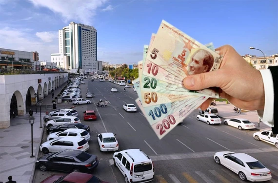 Dev zam yolda…