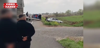 Şanlıurfa-Gaziantep yolunda kaza! Araç tarlaya uçtu...