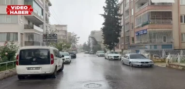 Şanlıurfa'da sağanak etkili oldu: Su birikintileri oluştu