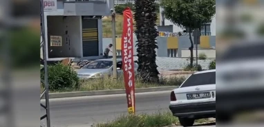 Sokak ortasında dehşet! Emekli polis memuru oğlunu öldürdü