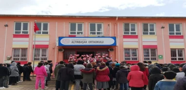 Şanlıurfa’daki köy okulundan örnek davranış
