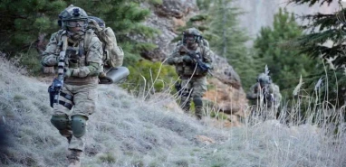 Şanlıurfa sınırında nefes kesen operasyon: 14 terörist etkisiz hale getirildi