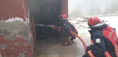 Bozova’da evde çıkan yangına itfaiye ekipleri müdahale etti