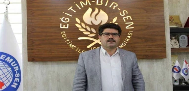 Coşkun: 15 Temmuz, esaret kelepçesinin parçalandığı gündür