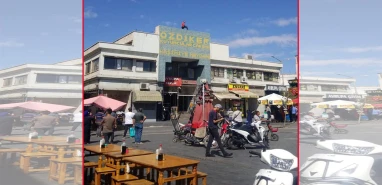 Şanlıurfa'da çarşı esnafından silahlı eylem