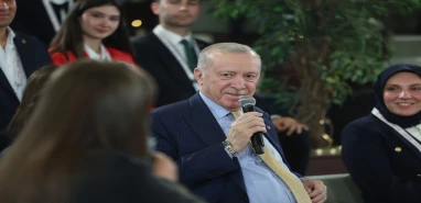 Cumhurbaşkanı Erdoğan: En büyük yatırımı gençlerimize yapmaya kararlılıkla devam edeceğiz
