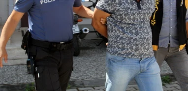 Emniyet ekipleri tarafından kıskıvrak yakalandı