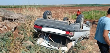Şanlıurfa’da otomobil takla attı: Yaralı var