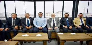 Ankara'dan gelen genel başkan yardımcısından Bucak'a sürpriz ziyaret