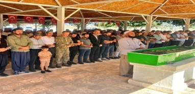 Şanlıurfalı şehit Menduh Çelik’in annesi hayatını kaybetti