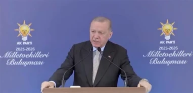 AK Parti’ye sürpriz katılım! 7 belediye başkanı aynı anda rozet taktı