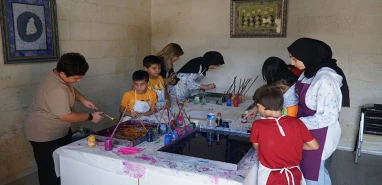Hem teorik hem de uygulamalı eğitim veriliyor
