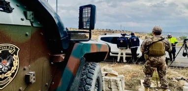 Türkiye genelinde düğmeye basıldı! Yüzlerce düzensiz göçmen yakalandı