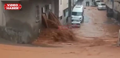Şanlıurfa’da selin boyutu gözler önüne serildi! Evlerin içinden su fışkırdı