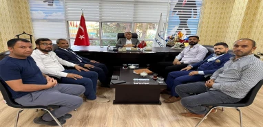 Başkan Ayhan’dan hafızlık öğrencilerine çifte müjde: 2,4 milyon TL…