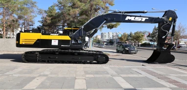 Akçakale Belediyesine bakanlık destekli ekipman takviyesi