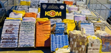 Şanlıurfa’da KOM'dan kaçakçılara büyük darbe: 67 bin paket sigara ele geçirildi!