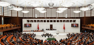 Ankara kulislerinde bomba iddia: 3 vekil daha AK Parti’ye geçiyor…