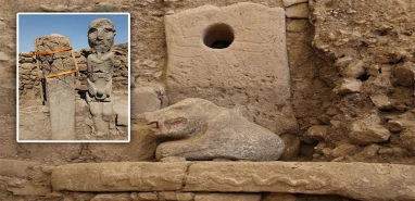 Domuz ve penisli insan heykeliyle Şanlıurfa zirvede