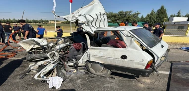 Baba ve kızı feci kazada hayatını kaybetti!