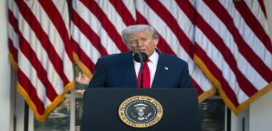 Trump: "İsrail ben izin verir vermez Gazze sokaklarına geri döner"