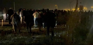 Kazayı gören meraklı sürücüler ikinci kazaya sebep oldu!