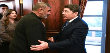 Rojin Kabaiş'in şüpheli ölümü... Adalet Bakanı Rojin'in babası ile görüştü