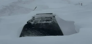 Şanlıurfa baharı yaşarken Sivas kara gömüldü