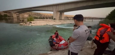Şanlıurfa'da sudan sebepler piknik keyfini böldü... 10 kişi mahsur kaldı
