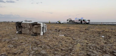 Şanlıurfa'da otomobil takla attı: 4 yaralı