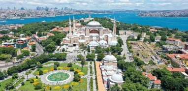 Kültür ve Turizm Bakanı açıkladı! Ayasofya artık ücretli olacak