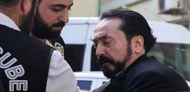 Bakan Gürlek ilk kez açıkladı! Adnan Oktar’ı 1 ayda 292 kez...
