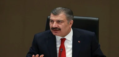 Bakan Koca'dan Kadir İnanır açıklaması: Entübe edilip uyutularak takip ediliyor