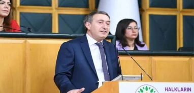 Bakırhan'dan kayyım tepkisi: Sandıkta yenemediğinizi kumpasla almaya çalışıyorsunuz