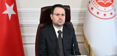 Bakan Gürlek'ten "yapay zeka" paylaşımı: Avukatlık müessesesine alternatif değil