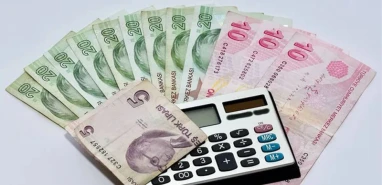 Bankada parası olanlar dikkat: Mevduat faizlerinde yön değişti