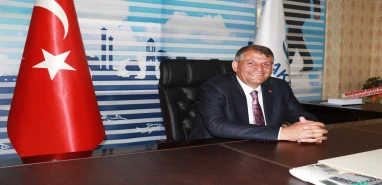 Akçakale Belediye Başkanı Abdulhakim Ayhan'dan bayram mesajı