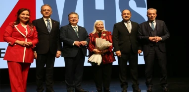Başkan Gülpınar Avrupa'da Göbeklitepe'yi anlattı!