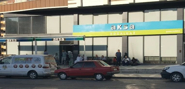 Aksa Doğalgaz'ın şube sayısı ikiye çıksa da kuyruk çilesi bitmiyor