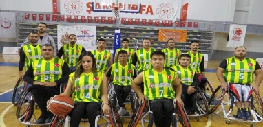 Şanlıurfalı sporculardan büyük başarı: Yarı finale yükseldiler